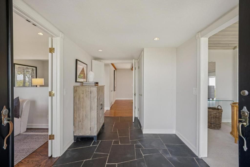 Image 5 of property listing at 199 Brookwood Road, Woodside, CA 94062