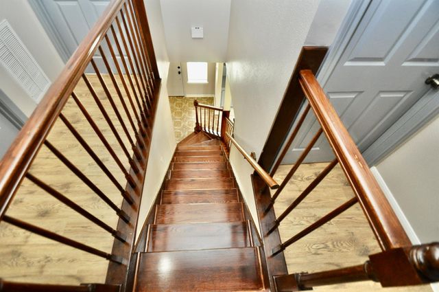 6822 La Puente Drive, Houston, TX 77083