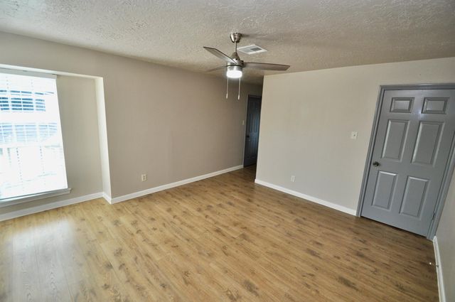 6822 La Puente Drive, Houston, TX 77083