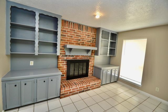 6822 La Puente Drive, Houston, TX 77083