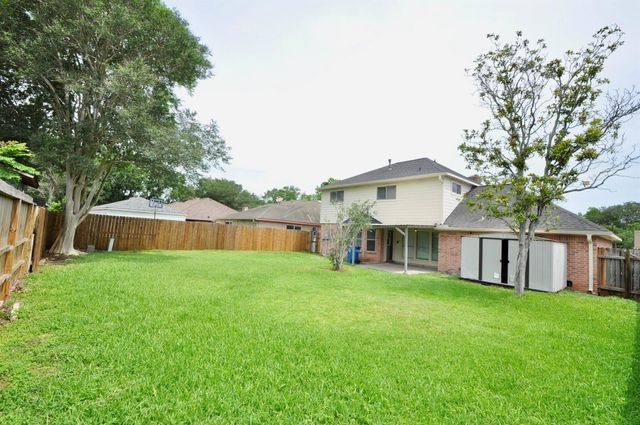 6822 La Puente Drive, Houston, TX 77083