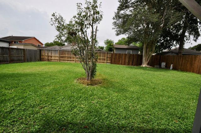 6822 La Puente Drive, Houston, TX 77083