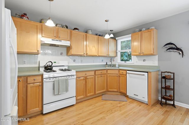 48 Bayview Boulevard, Barnegat, NJ 08005