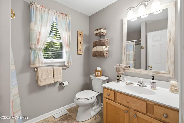48 Bayview Boulevard, Barnegat, NJ 08005