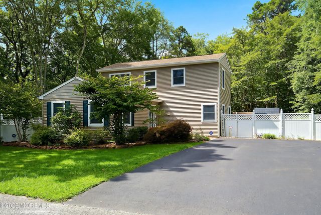 48 Bayview Boulevard, Barnegat, NJ 08005