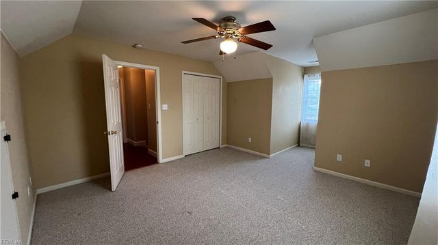 304 Plantation Ln, Smithfield, VA 23430