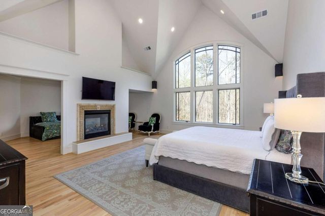 1395 Hearst Drive NE, Brookhaven, GA 30319