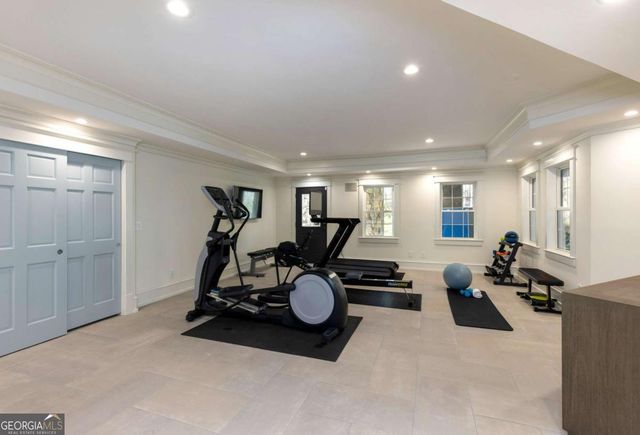 1395 Hearst Drive NE, Brookhaven, GA 30319