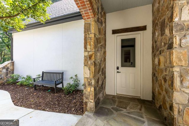 1395 Hearst Drive NE, Brookhaven, GA 30319