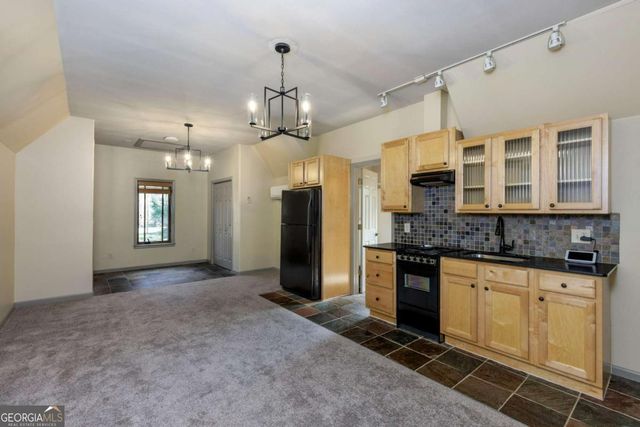 1395 Hearst Drive NE, Brookhaven, GA 30319
