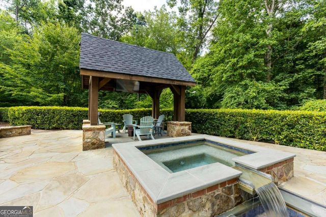 1395 Hearst Drive NE, Brookhaven, GA 30319