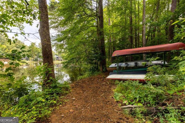 1395 Hearst Drive NE, Brookhaven, GA 30319