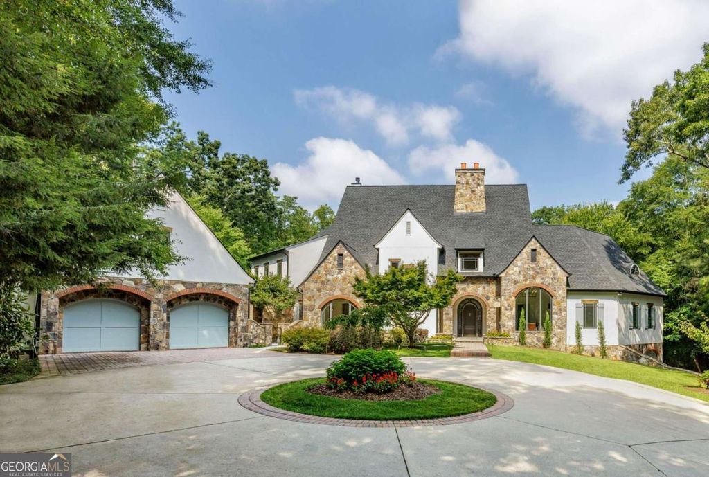 1395 Hearst Drive NE, Brookhaven, GA 30319
