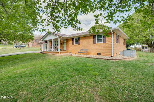 102 Cresswood Drive, Rogersville, TN 37857