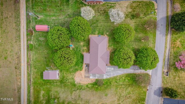 102 Cresswood Drive, Rogersville, TN 37857