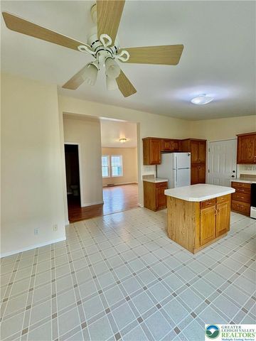 71 Penny Lane, Forks Twp, PA 18040