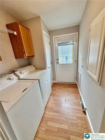 71 Penny Lane, Forks Twp, PA 18040