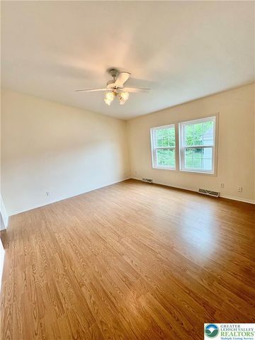 71 Penny Lane, Forks Twp, PA 18040