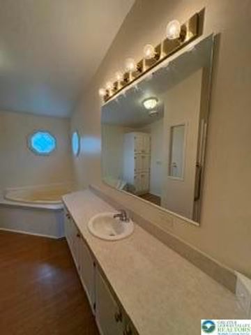 71 Penny Lane, Forks Twp, PA 18040