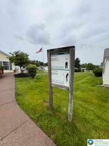 71 Penny Lane, Forks Twp, PA 18040