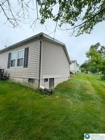 71 Penny Lane, Forks Twp, PA 18040