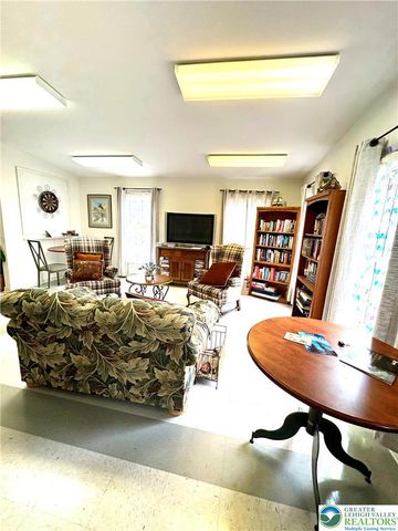 71 Penny Lane, Forks Twp, PA 18040