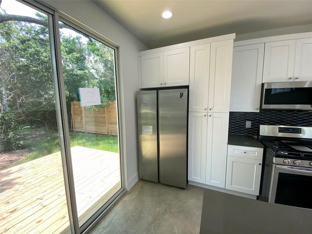 2500 Sweeney LN B - Back House, Austin, TX 78723
