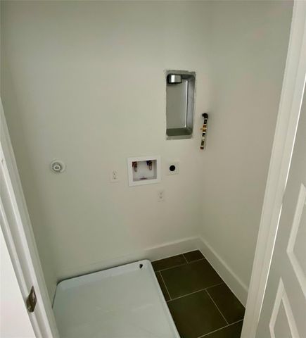 2500 Sweeney LN B - Back House, Austin, TX 78723