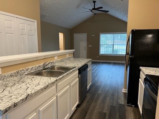 5200 Alexander Street, Union City, GA 30291