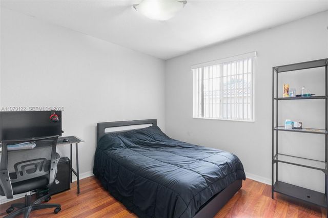 3811 NW 91st Ter, Sunrise, FL 33351