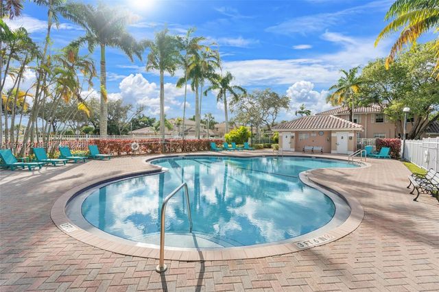 3811 NW 91st Ter, Sunrise, FL 33351