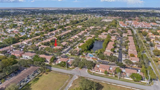 3811 NW 91st Ter, Sunrise, FL 33351