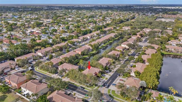 3811 NW 91st Ter, Sunrise, FL 33351