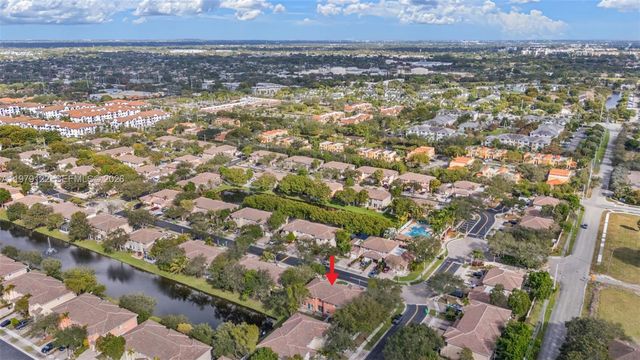 3811 NW 91st Ter, Sunrise, FL 33351