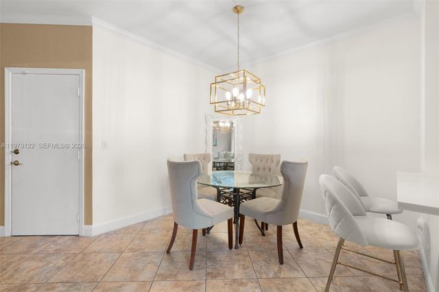 3811 NW 91st Ter, Sunrise, FL 33351