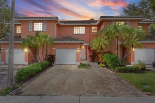 3811 NW 91st Ter, Sunrise, FL 33351