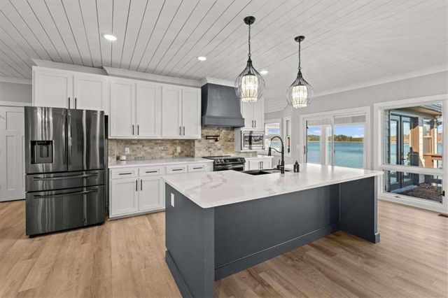 1127 Lakeshore Court, Villa Rica, GA 30180