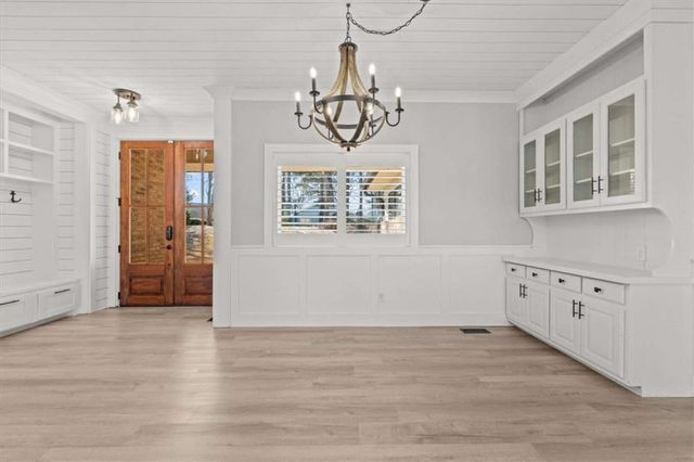 1127 Lakeshore Court, Villa Rica, GA 30180