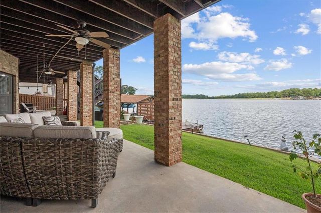 1127 Lakeshore Court, Villa Rica, GA 30180