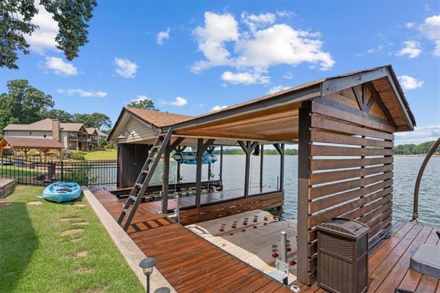 1127 Lakeshore Court, Villa Rica, GA 30180