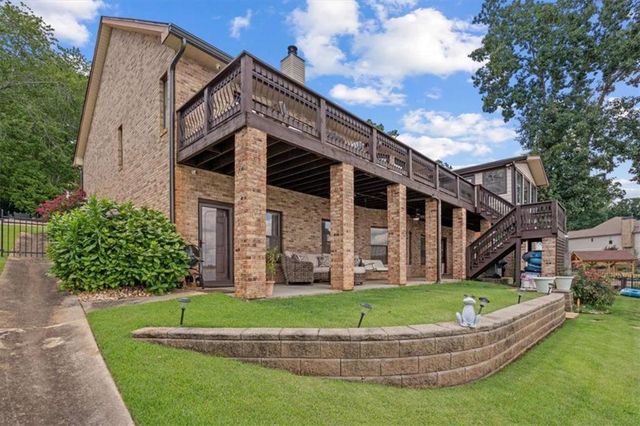 1127 Lakeshore Court, Villa Rica, GA 30180