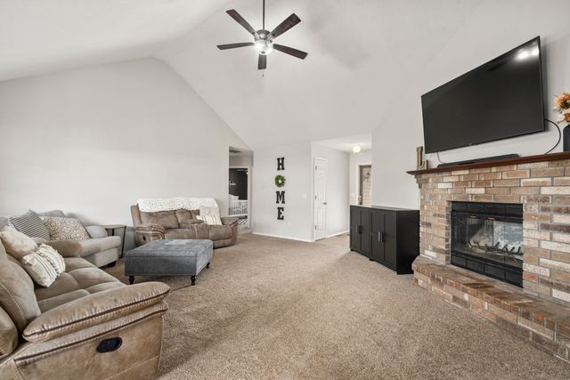 760 S Troy Avenue, Springfield, MO 65802