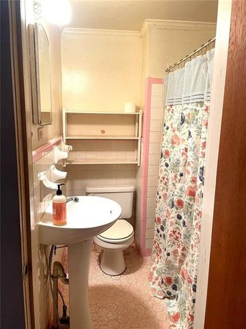379 West Avenue, Jackson, GA 30233