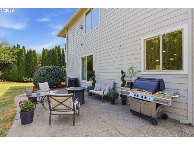 466 Ne 43RD Cir, Camas, WA 98607