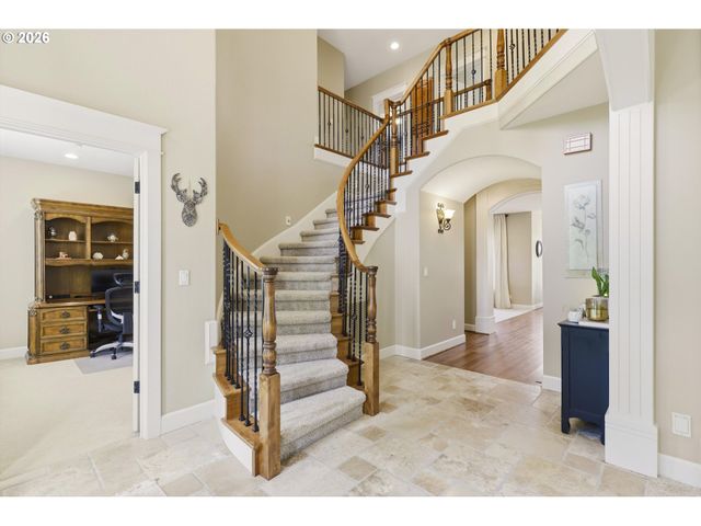 466 Ne 43RD Cir, Camas, WA 98607