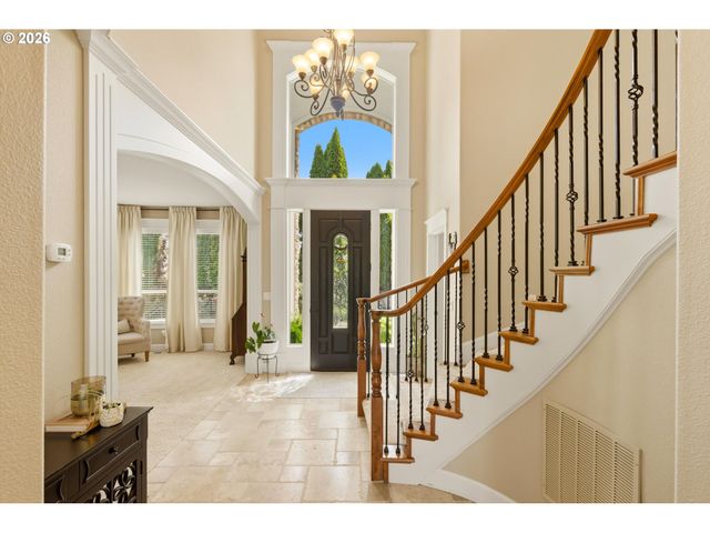 466 Ne 43RD Cir, Camas, WA 98607