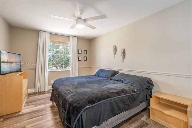 12655 NW 18th Mnr, Pembroke Pines, FL 33028