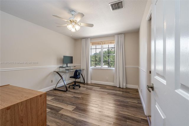 12655 NW 18th Mnr, Pembroke Pines, FL 33028