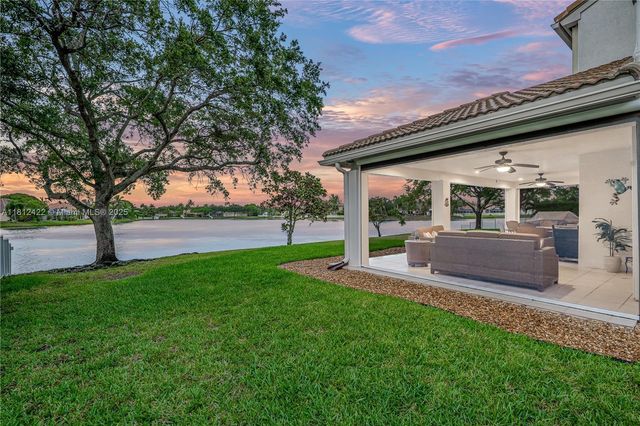 12655 NW 18th Mnr, Pembroke Pines, FL 33028