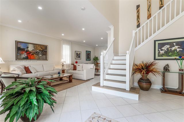 12655 NW 18th Mnr, Pembroke Pines, FL 33028